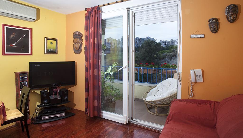Apartment Sunny Yellow - With Balcony And Parking Place, Split Pokój zdjęcie